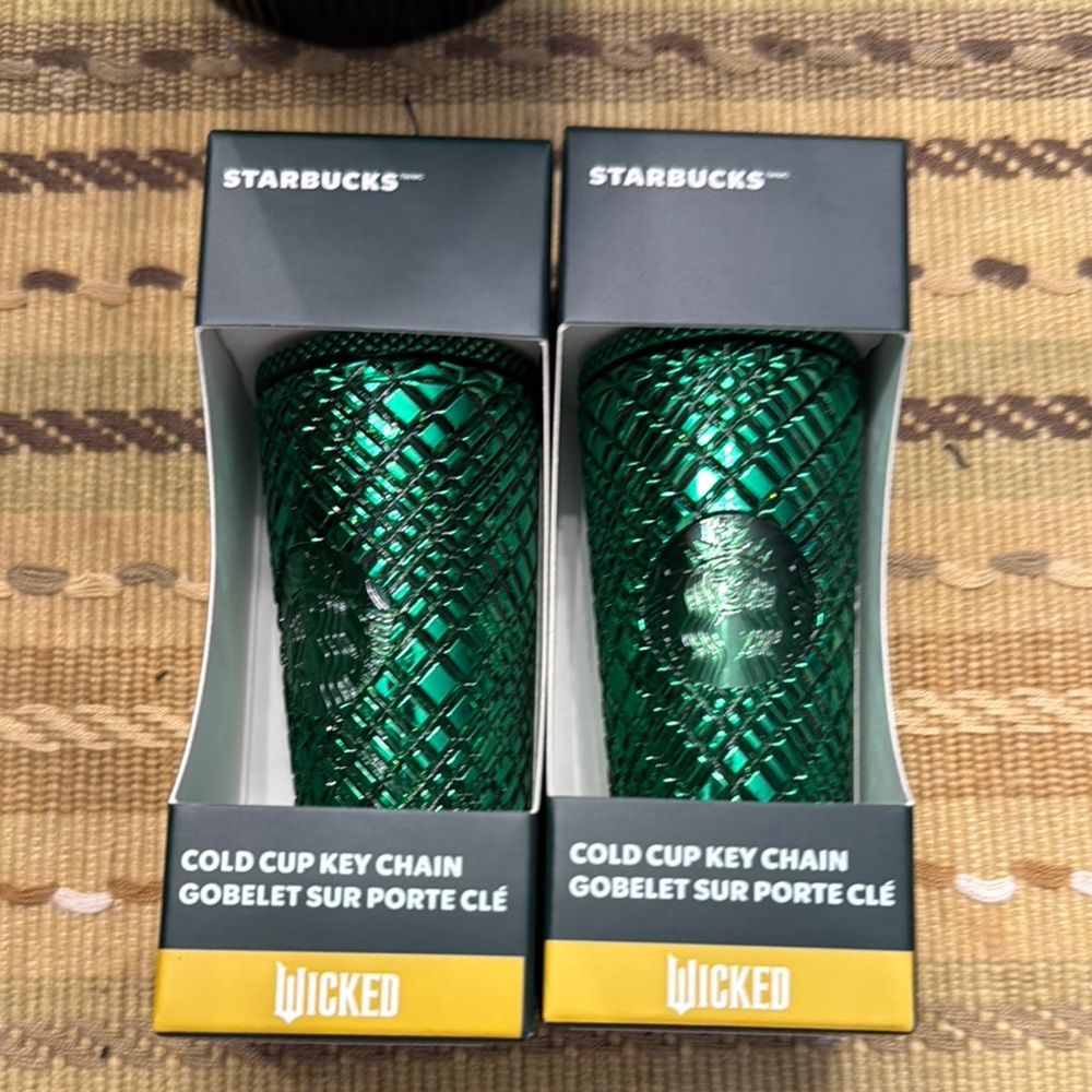 Starbucks Wicked Emerald Green Textured Key Chain Set